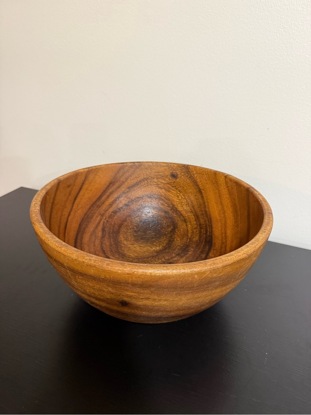 Hand carved Hand-turned Vintage Mid-Century Modern Monkey pod bow - Picture 2 of 6